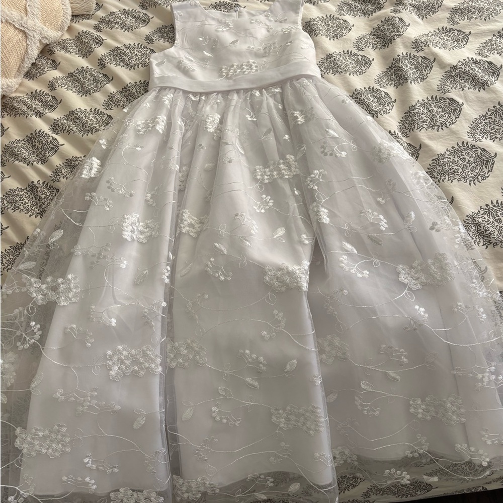 Elegant White Floral Kids Dress